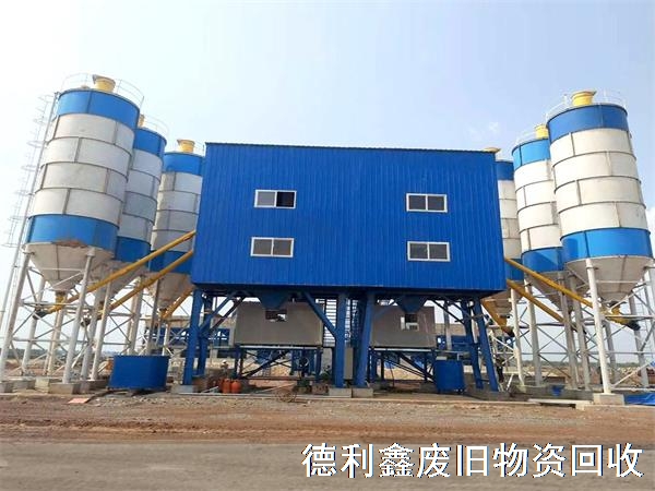 二手水泥罐回收，散裝水泥倉(cāng)回收，攪拌站設(shè)備回收